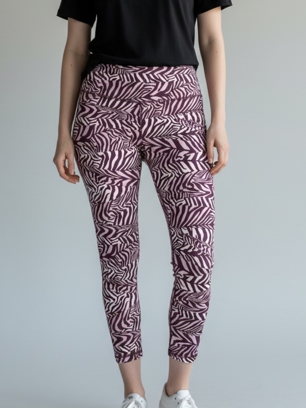 Fabletics Salar Printed Powerhold Cropped Leggings